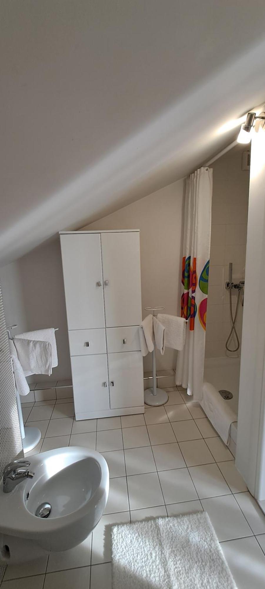 Apartments Laura Senj  Extérieur photo